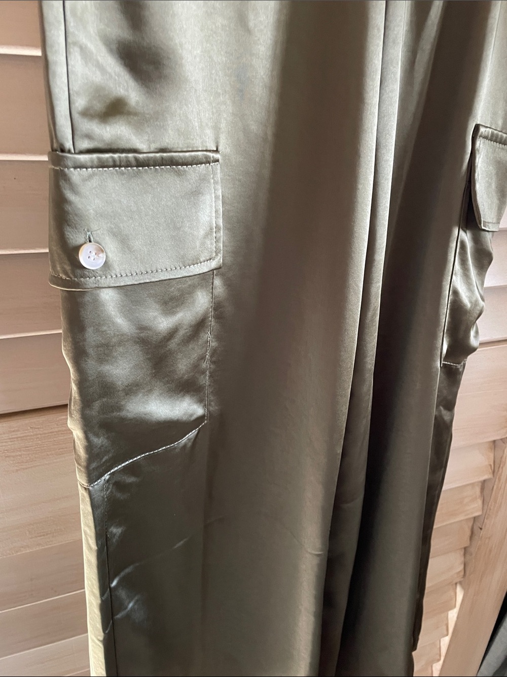NWT - Astrid Wide Leg Satin Cargo Pants - SzS - Picture 8 of 11